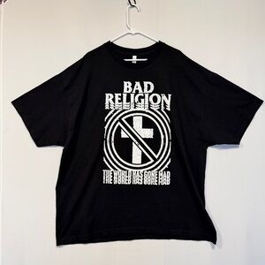 Bad Religion “The World Has Gone Mad” 2025 Tour Graphic Band Tee 3X Punk Rock
